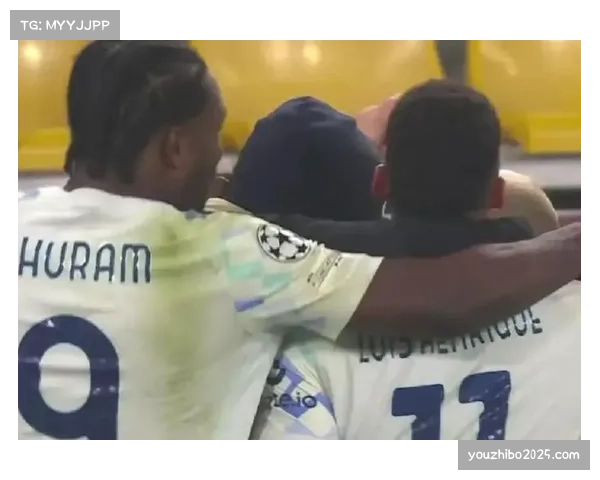 欧足联纪律委员会就皇马vs国米比赛中球迷不当行为展开调查 欧足联纪律委员会就皇马vs国米比赛中球迷不当行为展开调查